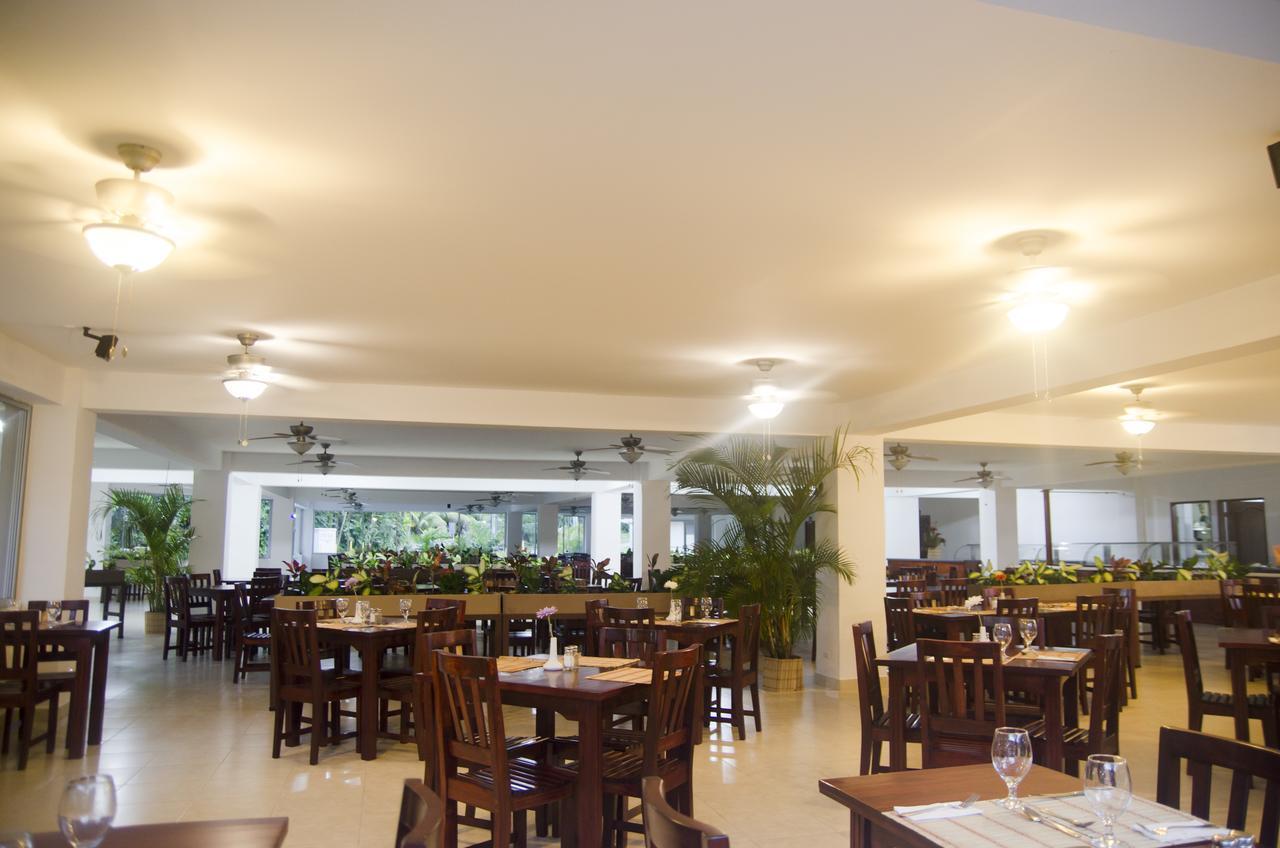 Hotel Arenas En Punta Leona Las Agujas Buitenkant foto
